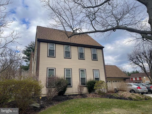 15 TATTERSALL DR, West Deptford, NJ 08051
