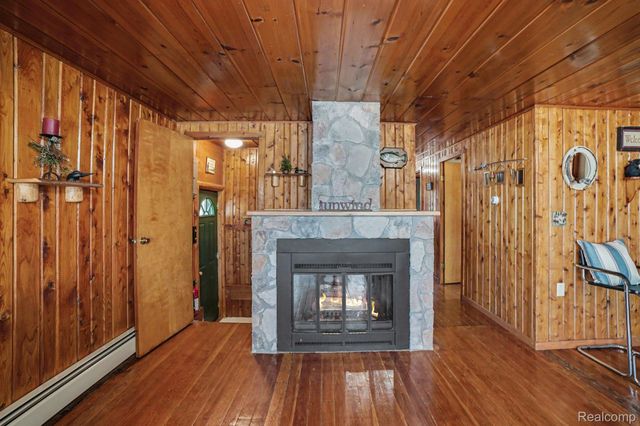 1360 Hillcrest Street, Harrison, MI 48625