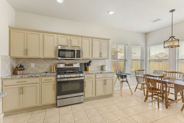 8233 Delafield Drive, Fort Worth, TX 76131