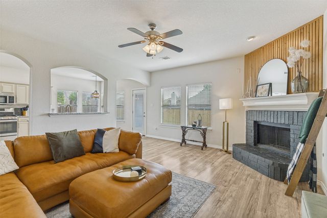 8233 Delafield Drive, Fort Worth, TX 76131