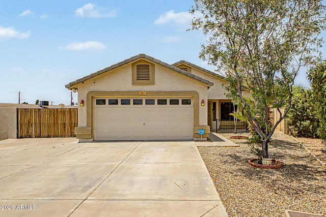 5853 W SELDON Lane, Glendale, AZ 85302