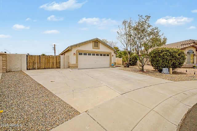 5853 W SELDON Lane, Glendale, AZ 85302