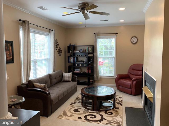 2575 PENNYMOOR CT, Herndon, VA 20171