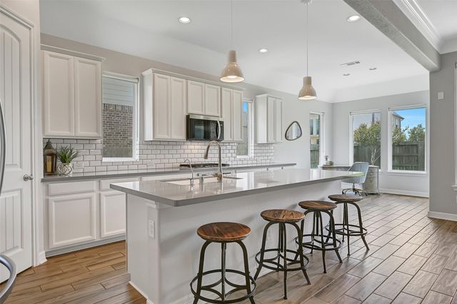 3528 Manor View Court, Pearland, TX 77584