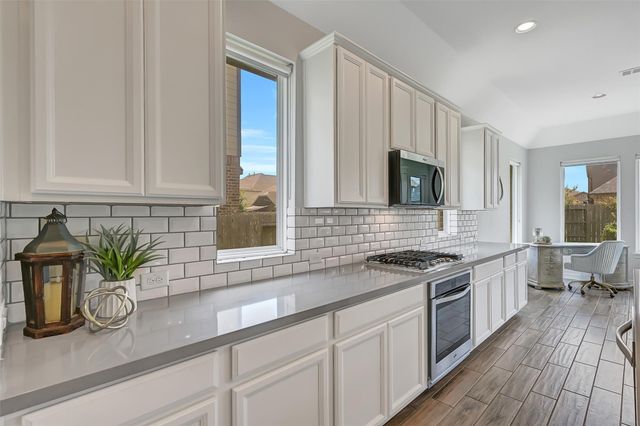 3528 Manor View Court, Pearland, TX 77584