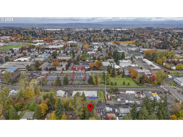 Ne 6TH St, Gresham, OR 97030