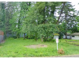 Ne 6TH St, Gresham, OR 97030