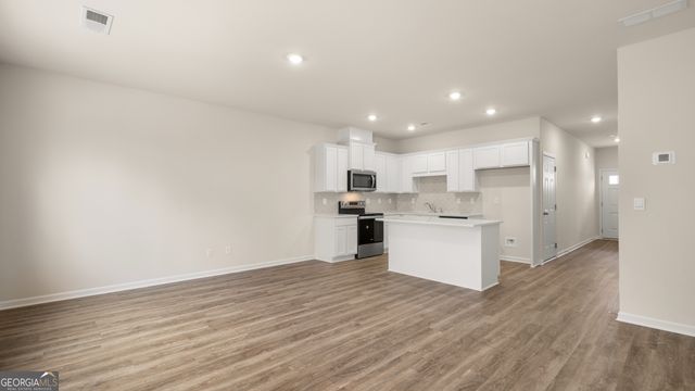 2056 Crossing Road, Stone Mountain, GA 30088