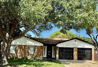 2209 Hardy Road, Grand Prairie, TX 75051
