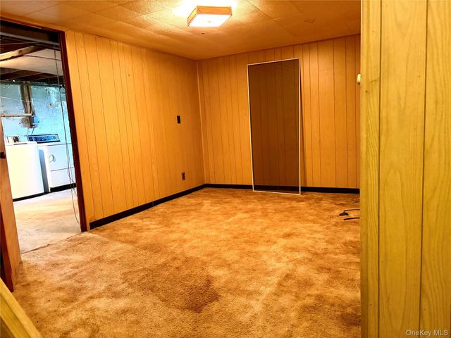 87 Parkway Drive, Westbury, NY 11590