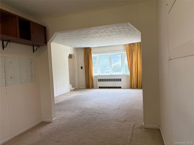 87 Parkway Drive, Westbury, NY 11590