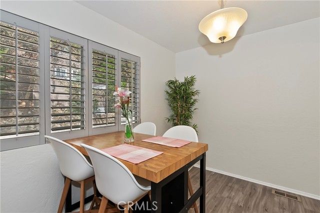 543 Community Drive, Lake Arrowhead, CA 92352