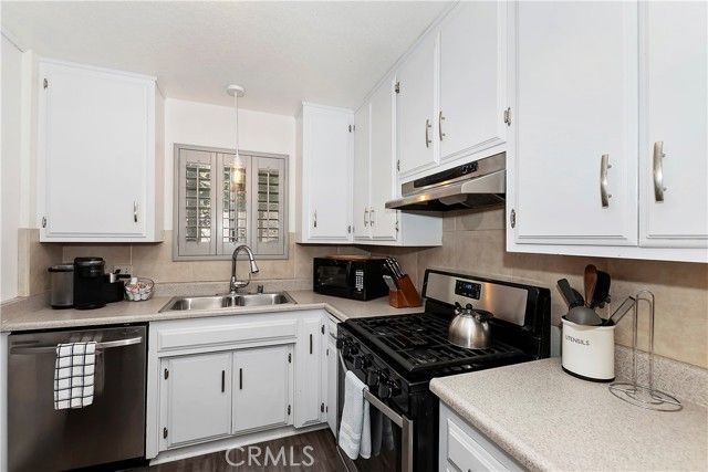 543 Community Drive, Lake Arrowhead, CA 92352