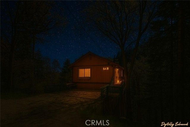 543 Community Drive, Lake Arrowhead, CA 92352