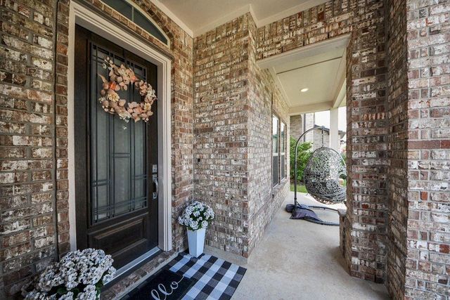 8922 Golden Mist Drive, Missouri City, TX 77459