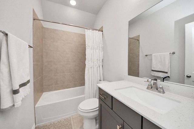 8922 Golden Mist Drive, Missouri City, TX 77459