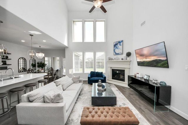 8922 Golden Mist Drive, Missouri City, TX 77459