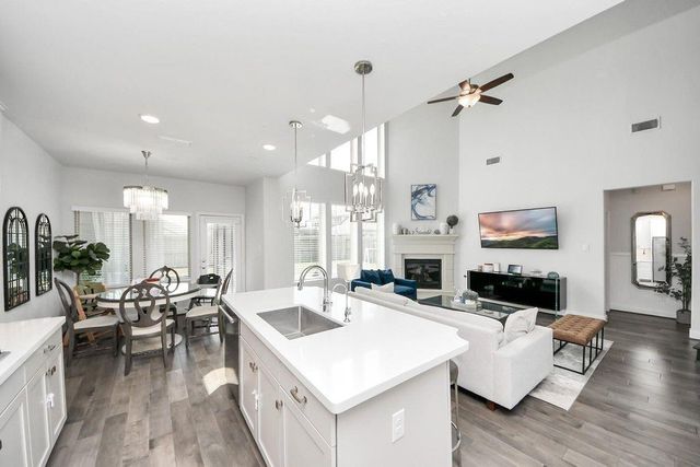 8922 Golden Mist Drive, Missouri City, TX 77459