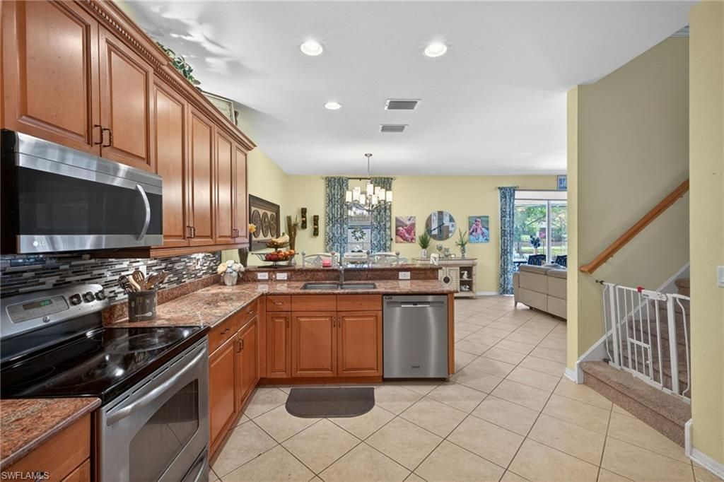 12416 Muddy Creek LN, FORT MYERS, FL 33913 — photo 4