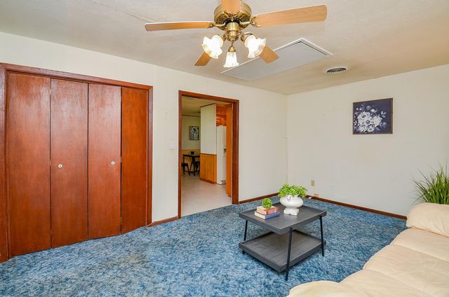 1605 Byrne Street, El Campo, TX 77437