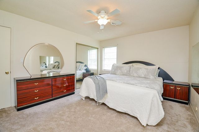 1605 Byrne Street, El Campo, TX 77437