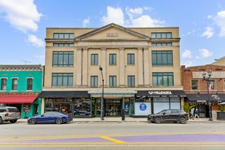 7509 Madison Street B2, Forest Park, IL 60130