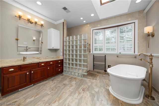 275-285 Quarrystone Lane, Berea, OH 44017