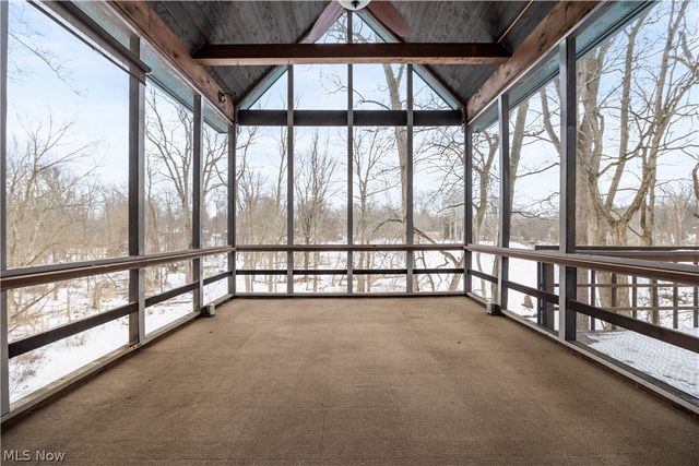 275-285 Quarrystone Lane, Berea, OH 44017