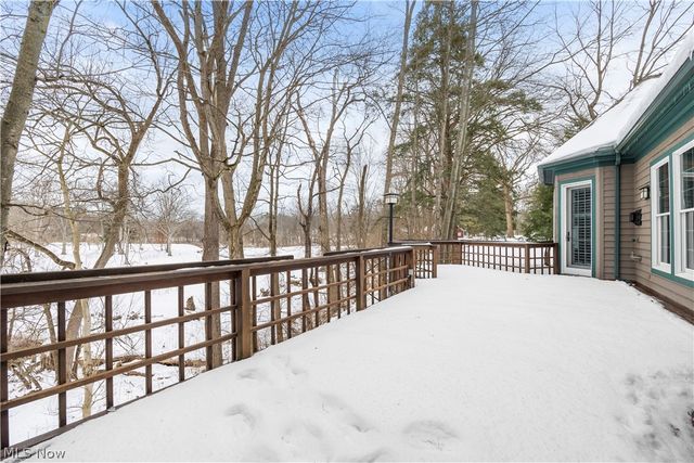 275-285 Quarrystone Lane, Berea, OH 44017