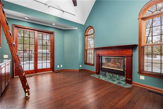 275-285 Quarrystone Lane, Berea, OH 44017