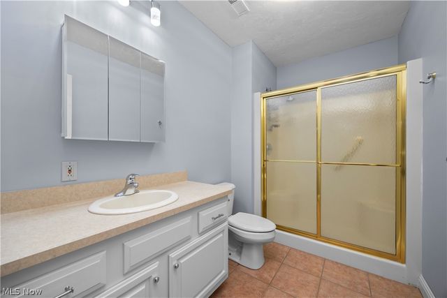 275-285 Quarrystone Lane, Berea, OH 44017