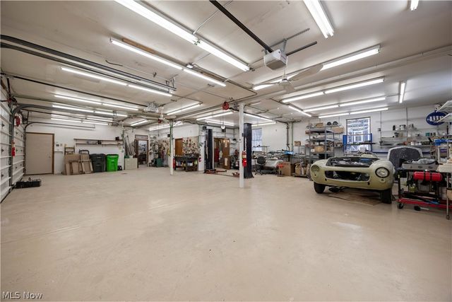 275-285 Quarrystone Lane, Berea, OH 44017