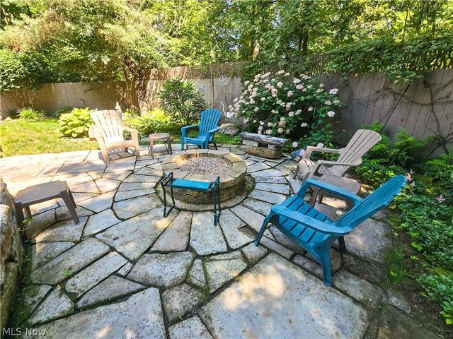 275-285 Quarrystone Lane, Berea, OH 44017