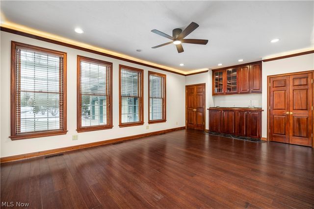 275-285 Quarrystone Lane, Berea, OH 44017