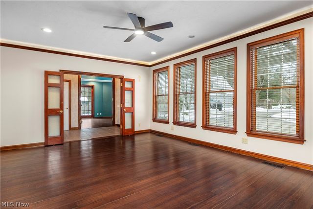 275-285 Quarrystone Lane, Berea, OH 44017