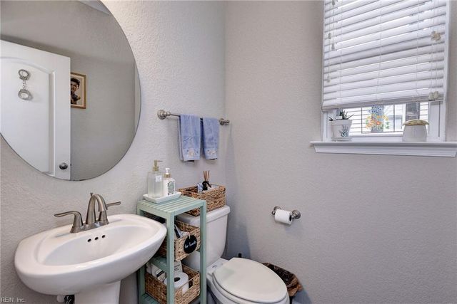 905 Prosperity CT, Williamsburg, VA 23188