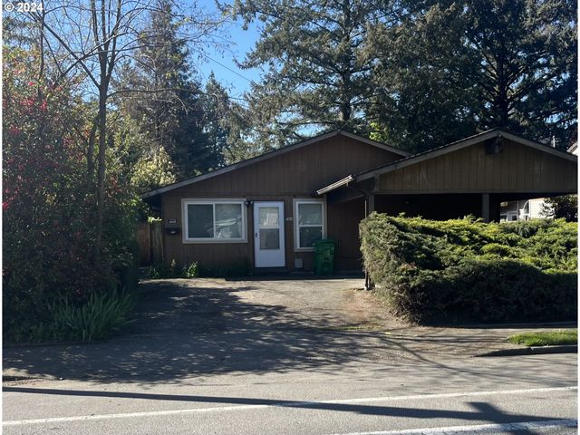 7410 Se WOODSTOCK Blvd, Portland, OR 97206