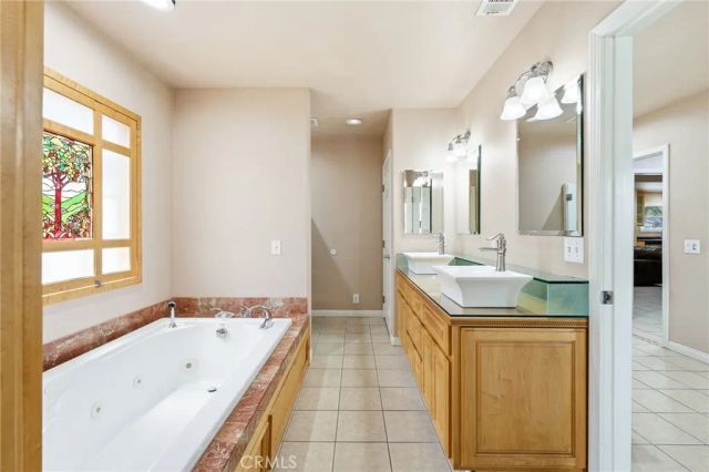 226 Hartzell Avenue, Redlands, CA 92374