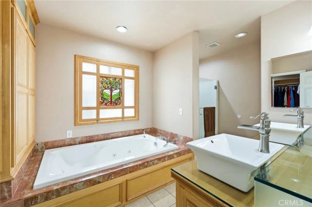 226 Hartzell Avenue, Redlands, CA 92374