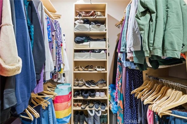 226 Hartzell Avenue, Redlands, CA 92374