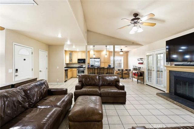 226 Hartzell Avenue, Redlands, CA 92374