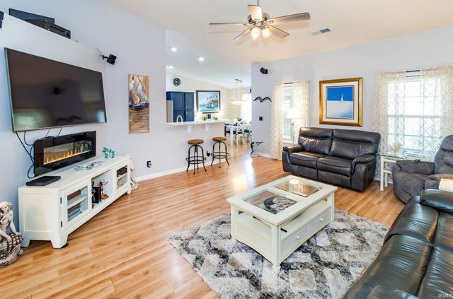 4919 Imperial Drive, Newburgh, IN 47630