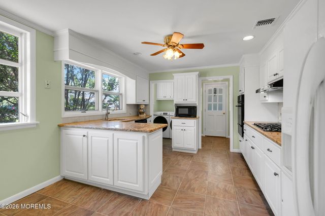 555 Branch Avenue, Little Silver, NJ 07739