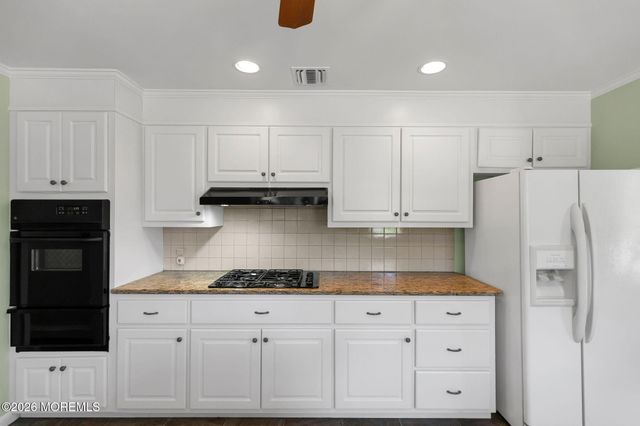 555 Branch Avenue, Little Silver, NJ 07739