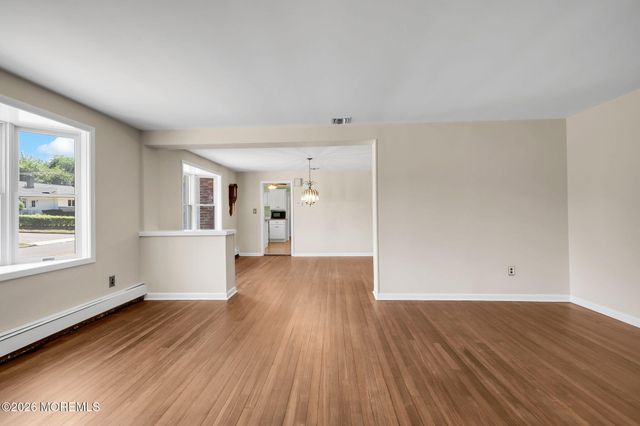 555 Branch Avenue, Little Silver, NJ 07739