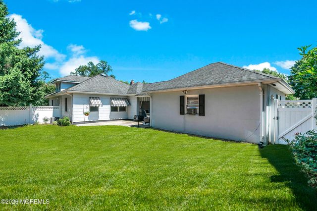 555 Branch Avenue, Little Silver, NJ 07739