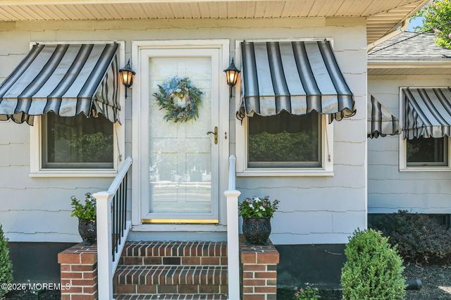 555 Branch Avenue, Little Silver, NJ 07739