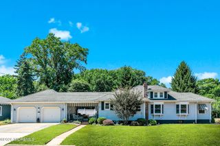 555 Branch Avenue, Little Silver, NJ 07739