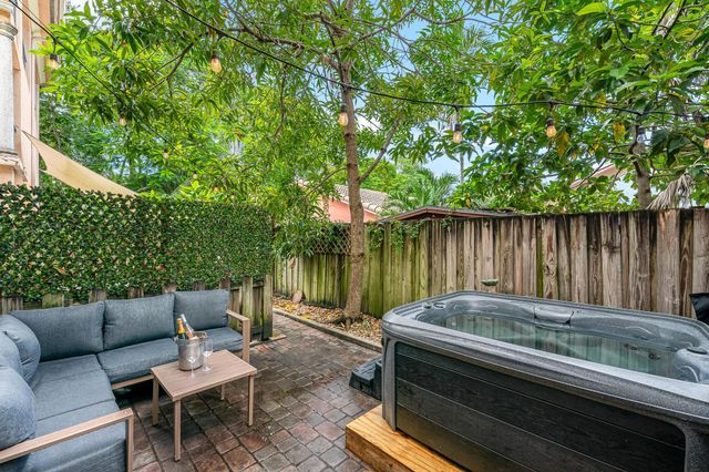 1721 SW 23rd Street 1721, Fort Lauderdale, FL 33315