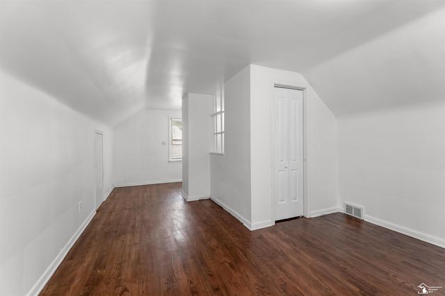 26630 Dartmouth Street, Inkster, MI 48141